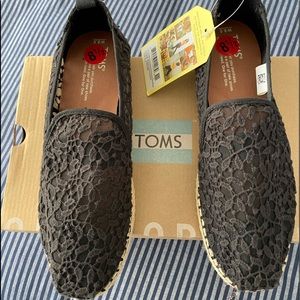Toms Black Lace Leaves 8.5